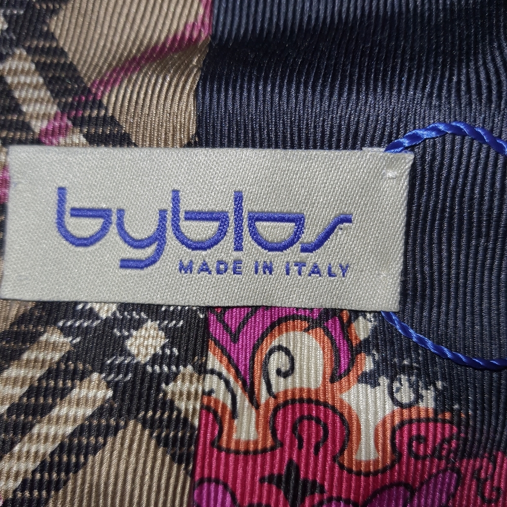 Byblos Necktie - Picture 4 of 5
